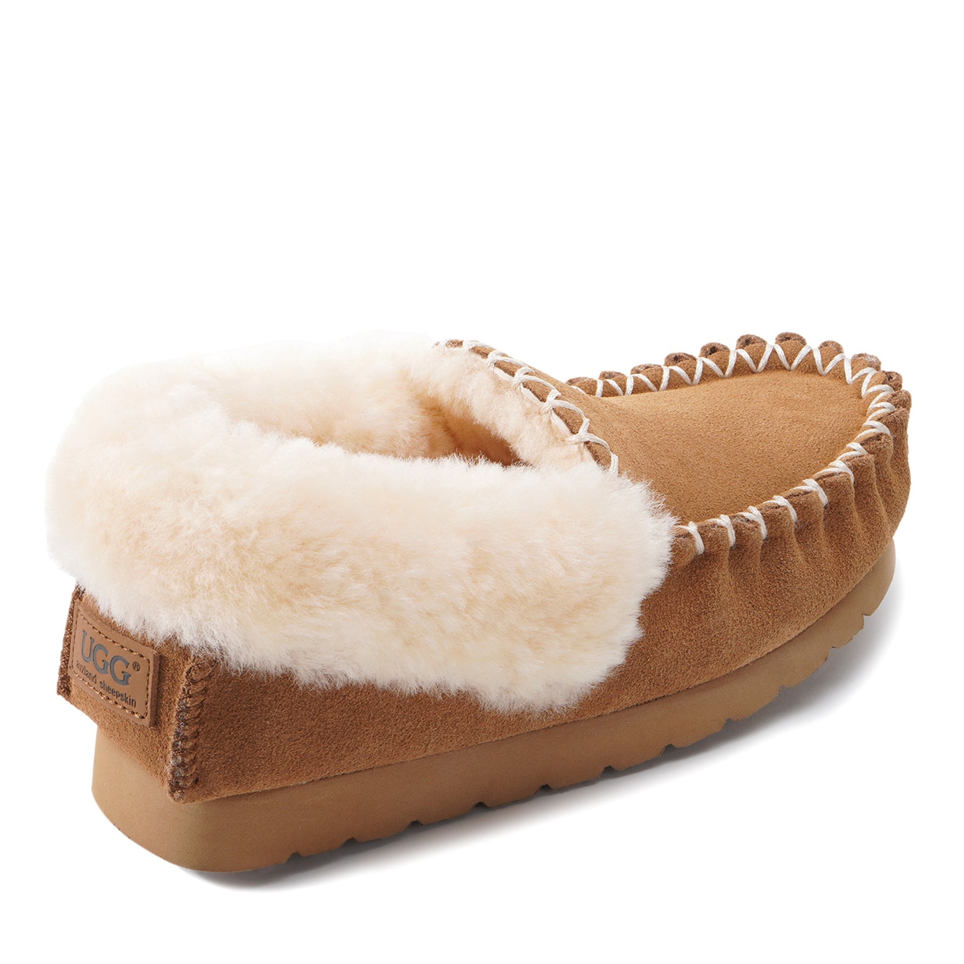 Premium Moccasin Uggs, for women and men in Chestnut view 3