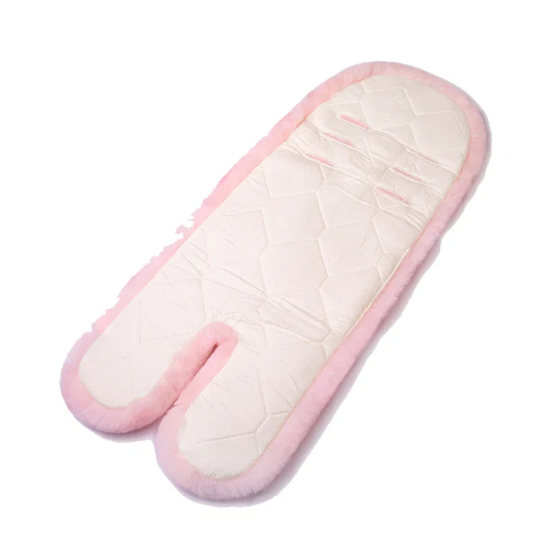  - Traveler Lambskin Stroller Liner - Original UGG Australia Classic