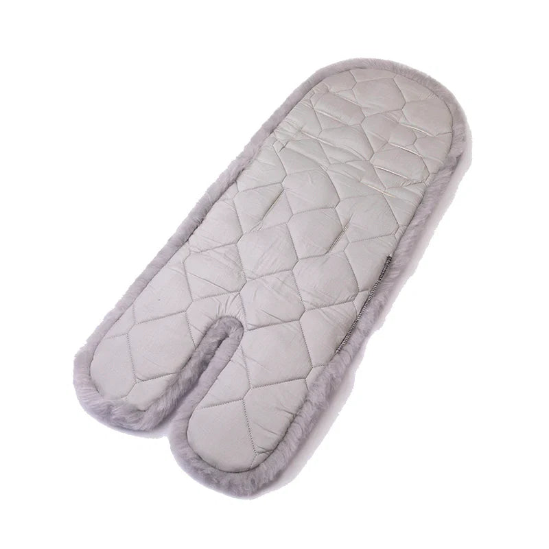  - Traveler Lambskin Stroller Liner - Original UGG Australia Classic