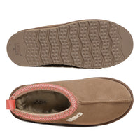 Tassie Logo Uggs, women's and men's slippers in Vally Brown view 15